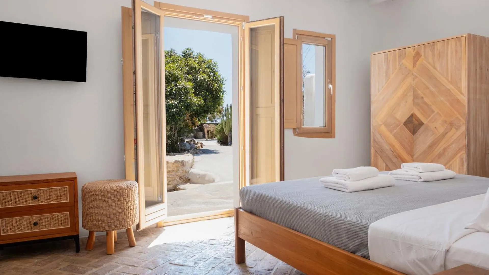 Pure Mykonos Villa Plintri
